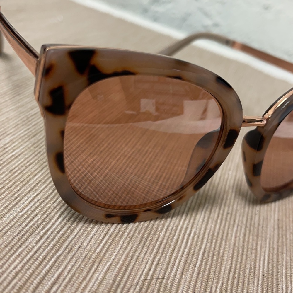 Sunglasses - Picture 3 of 3